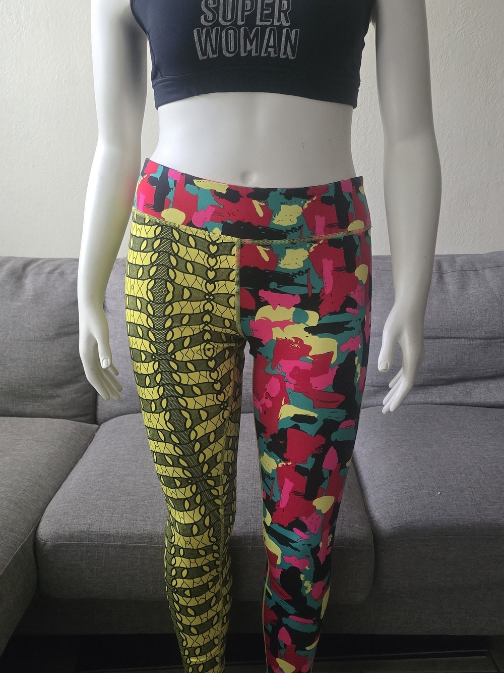 Zumba Fitness Two-Tone Yellow Pink Teal Patterned Cropped Leggings